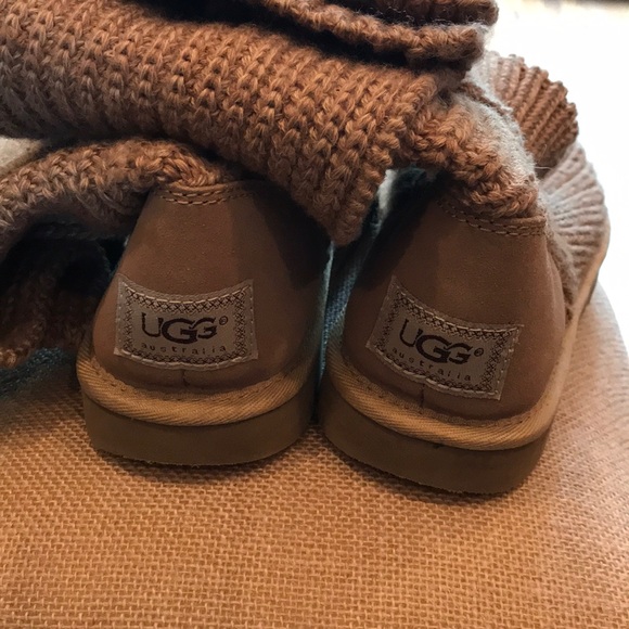 UGG “cardy boot” - Picture 3 of 4